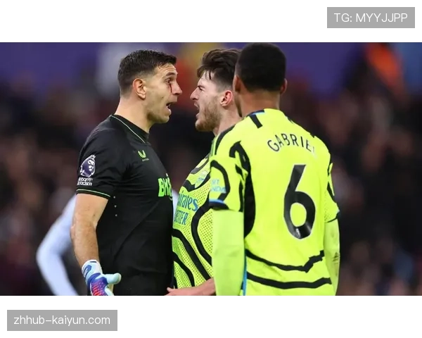 阿斯顿维拉门将马丁内斯多次神扑 零封曼城立下头功